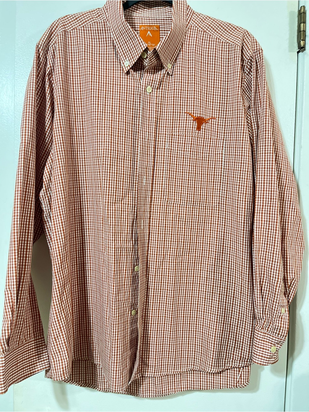 Antigua Men's XL Texas Longhorns Check Button-Down Long-Sleeved Shirt